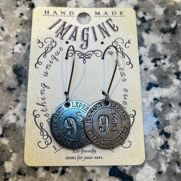 imagine Jewelry - ❤️ 5/$15 Harry Potter earrings